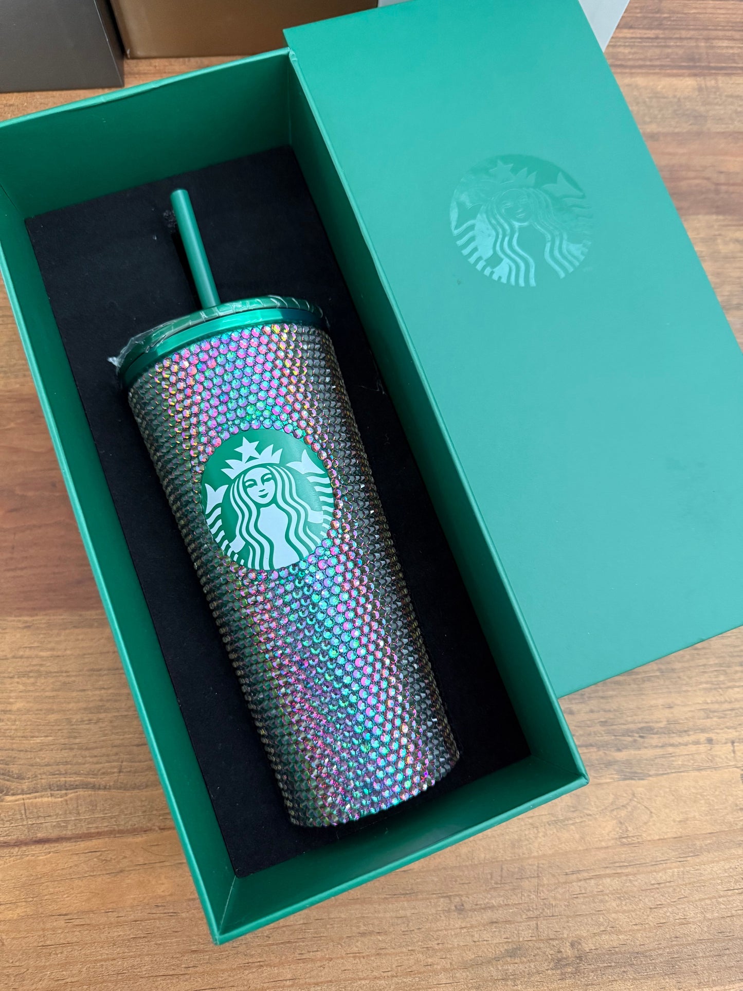 2024 Tailandia Rhinestone Verde 16 oz