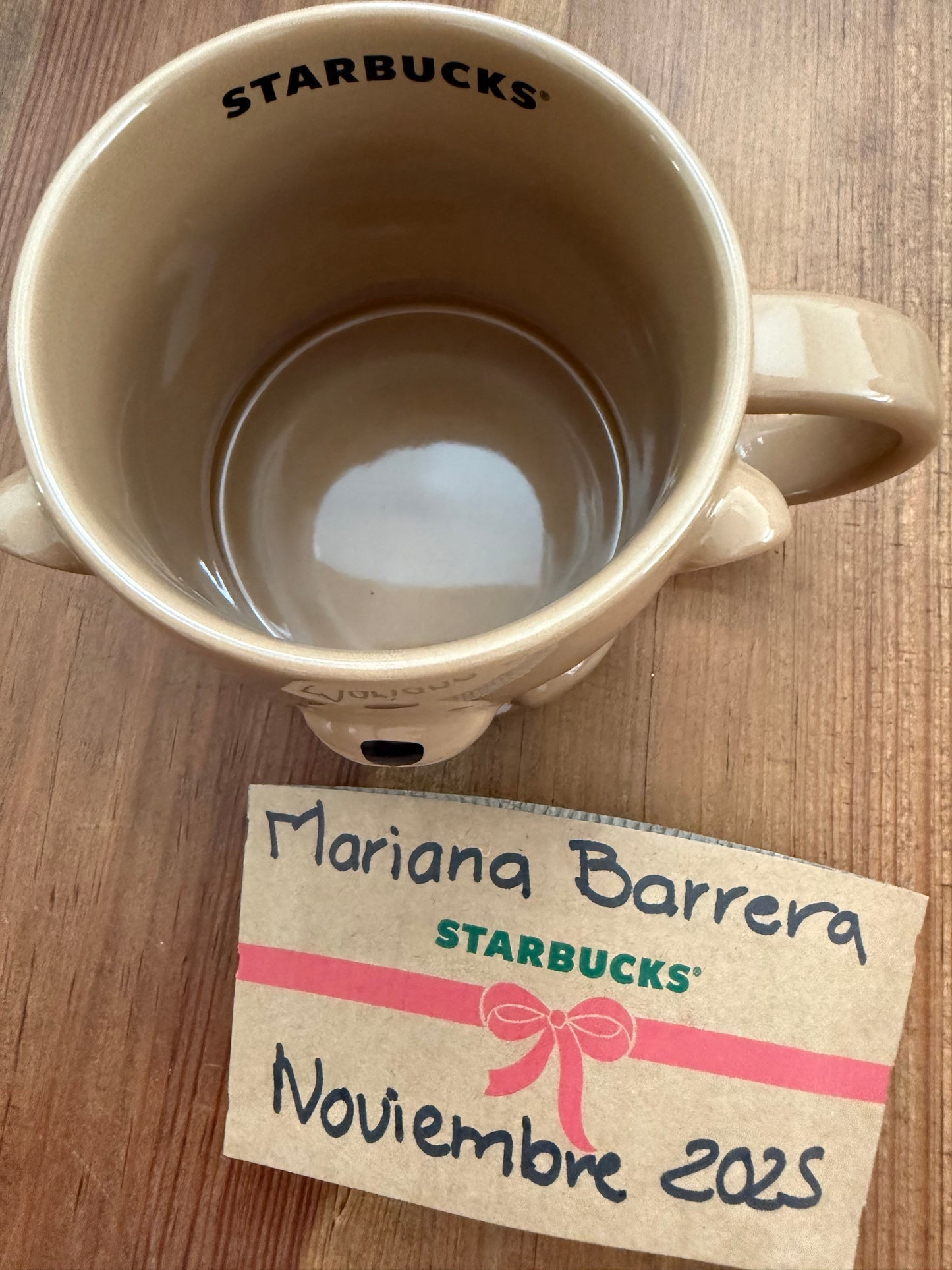 2025 Starbucks Europa Taza Oso