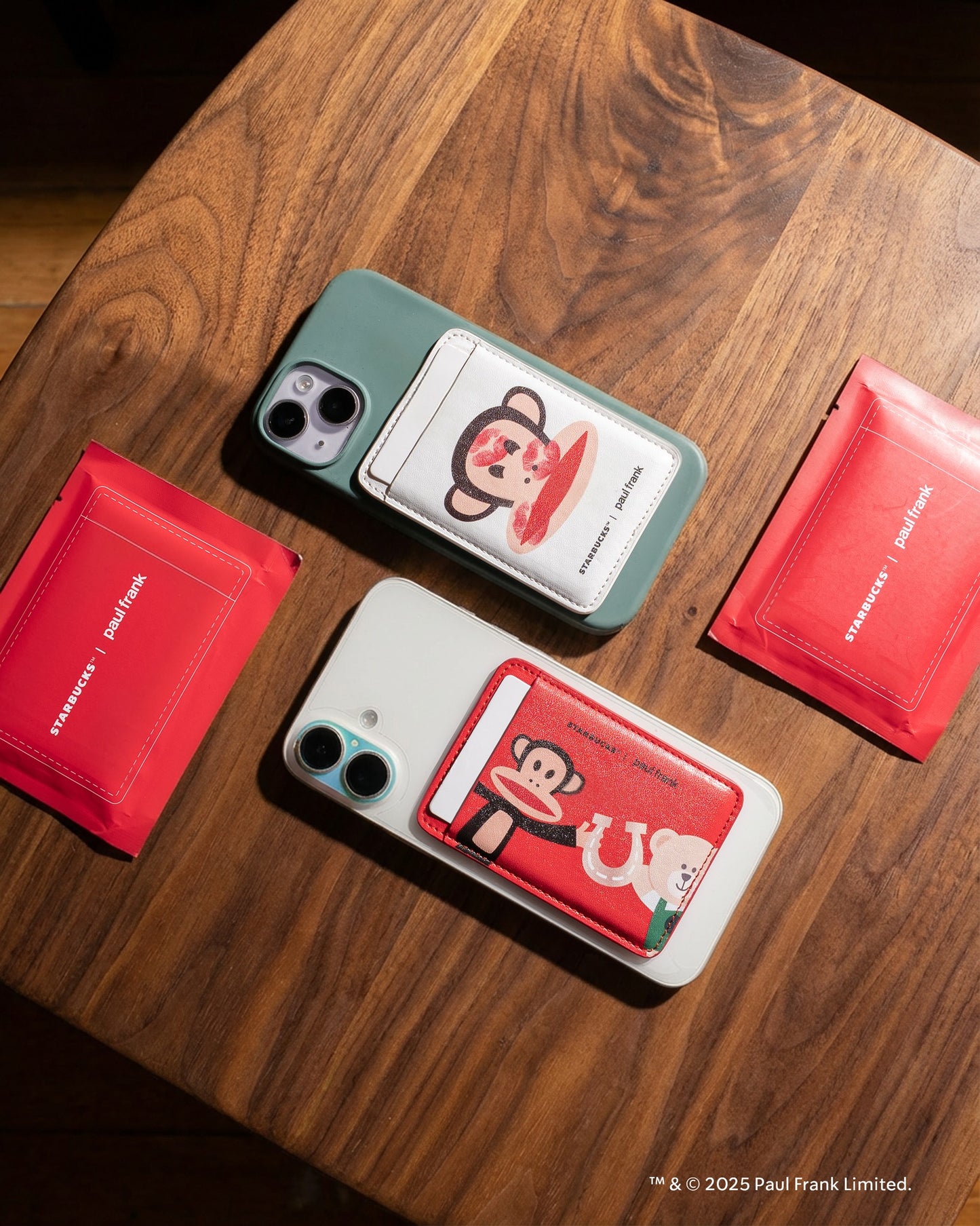 2025 STARBUCKS MALASIA TARJETERO MAGNETICO PAUL FRANK