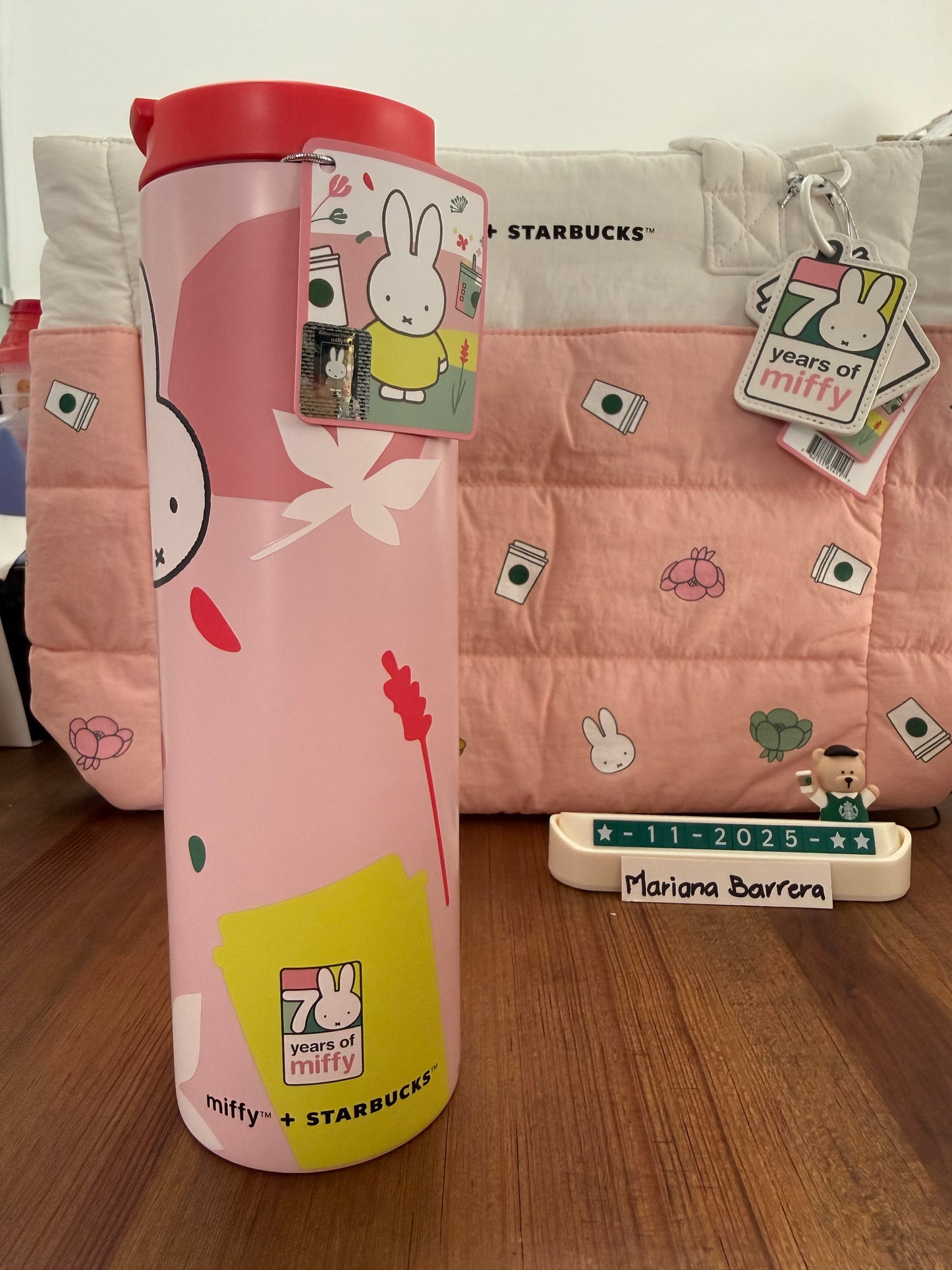 2025 Starbucks Tailandia + Miffy Termo Floral acero