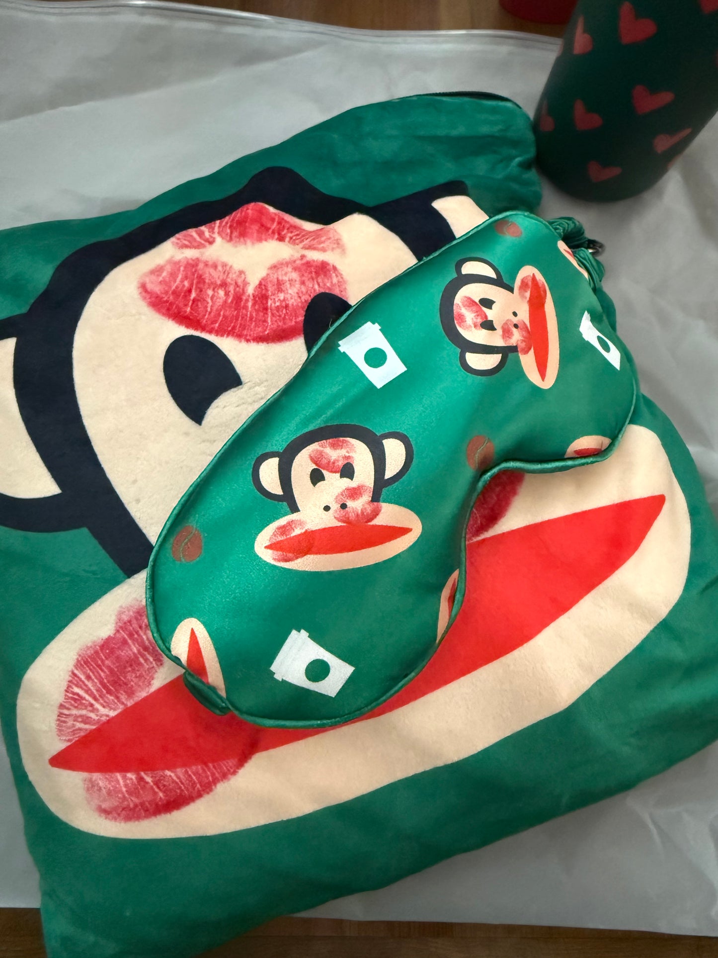 2025 STARBUCKS MALASIA SET FRAZADA Y ANTIFAZ PAUL FRANK