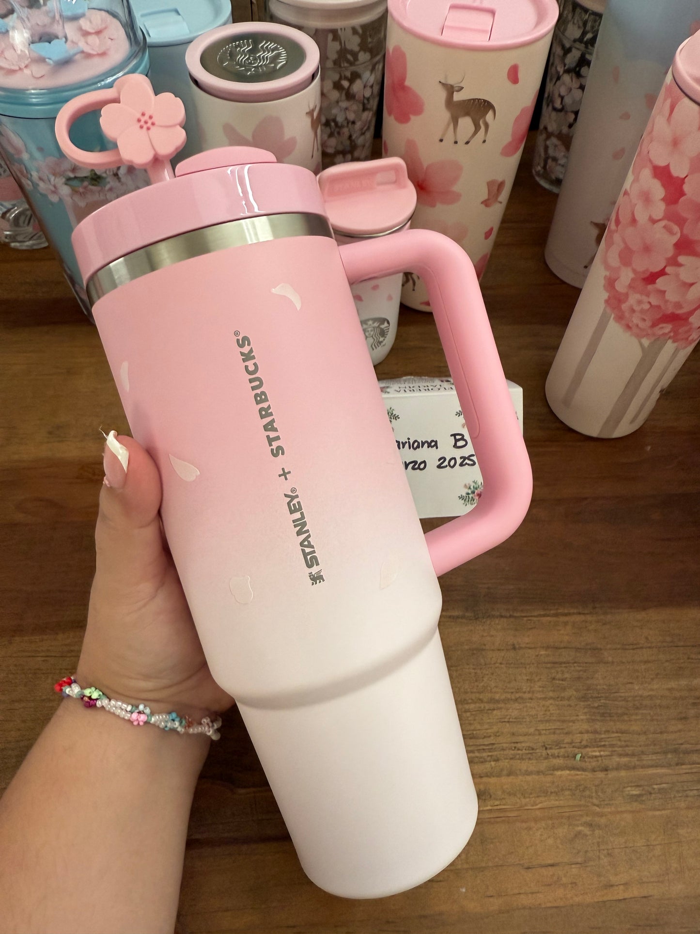 2025 STANLEY X STARBUCKS Cherry Blossom Tailandia 30 oz